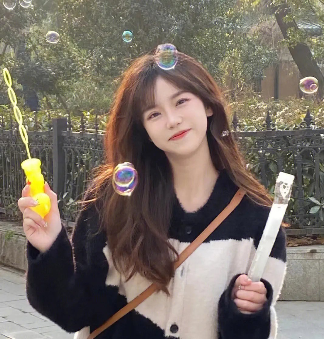 祖宗，我上错坟了